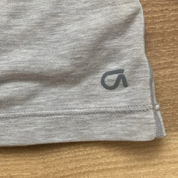 GapFit Breathe Long Sleeve Tee - Picture 3 of 9